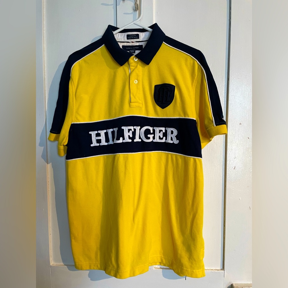 Men’s Tommy Hilfiger Polo Shirt  ( Large )